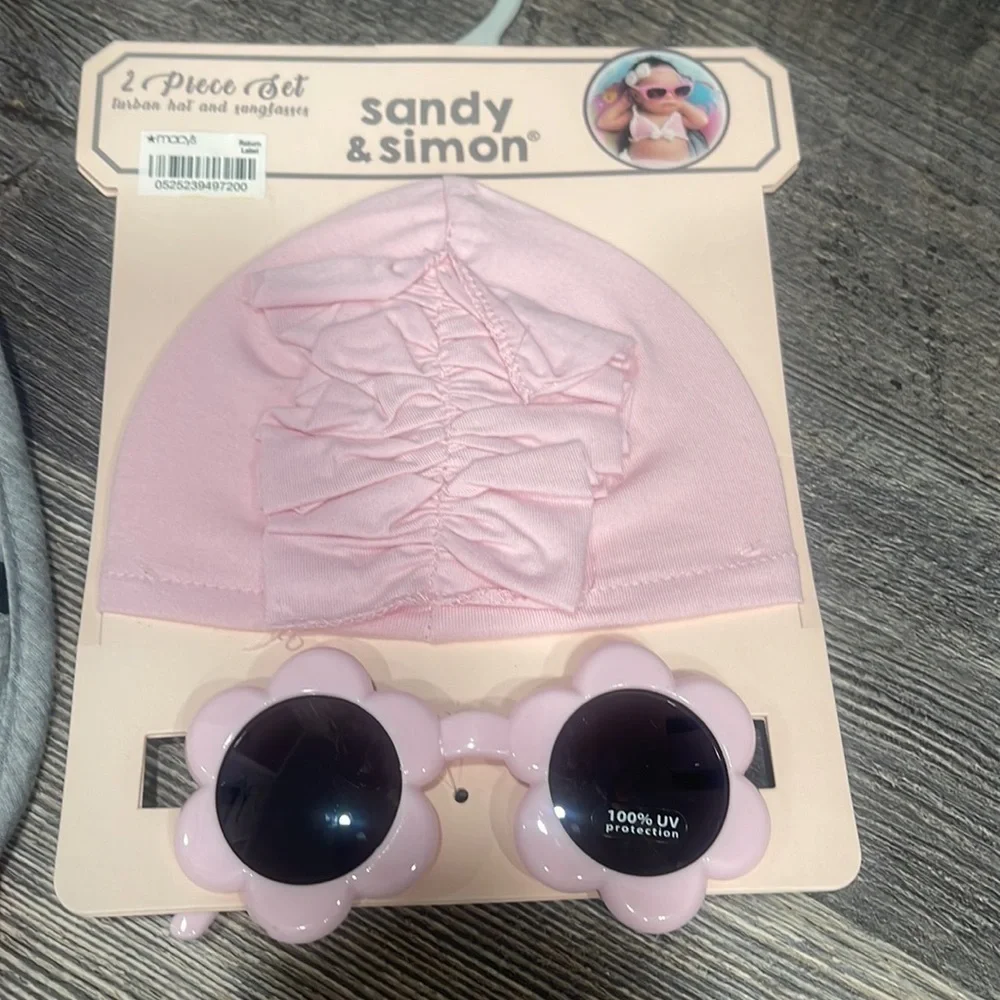 2 baby bibs set